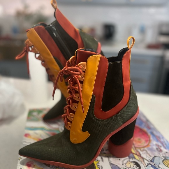 Bootie - Picture 4 of 4